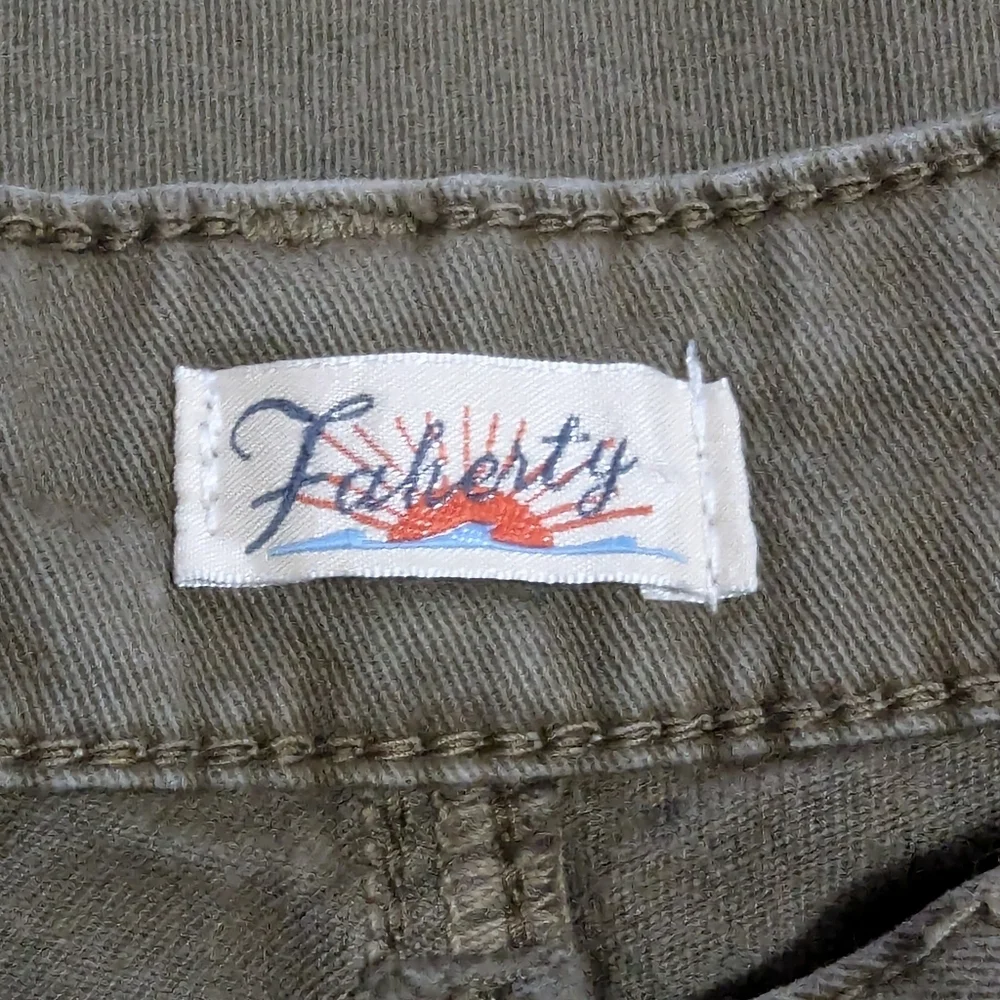 Faherty 90s Margaux Cargo Jogger Pants Women's Sz 26 in Field Green Utility - Picture 7 of 12